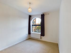 Bedroom- click for photo gallery